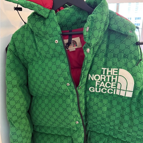 The North Face Green Puffer Jacket - Picture 3 of 3